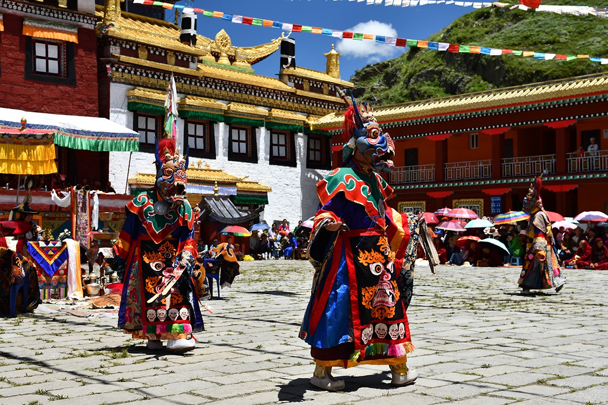 Mask Dance Festival at Tagong Monastery | Photo par Liu Bin