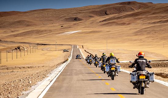 Voyage d’Aventure à Moto Louée au Tibet  à Everest BC et Kailash